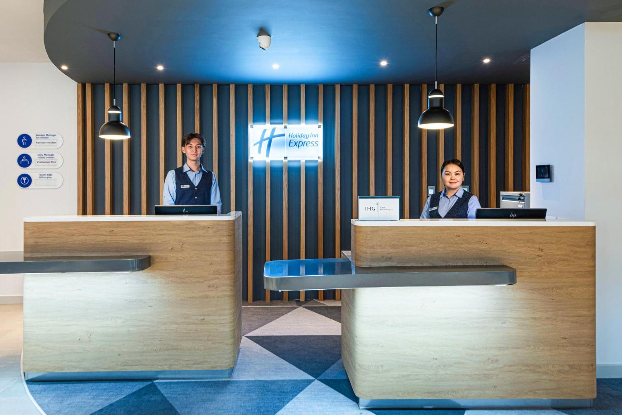 Holiday Inn Express - Astana - Turan By Ihg エクステリア 写真