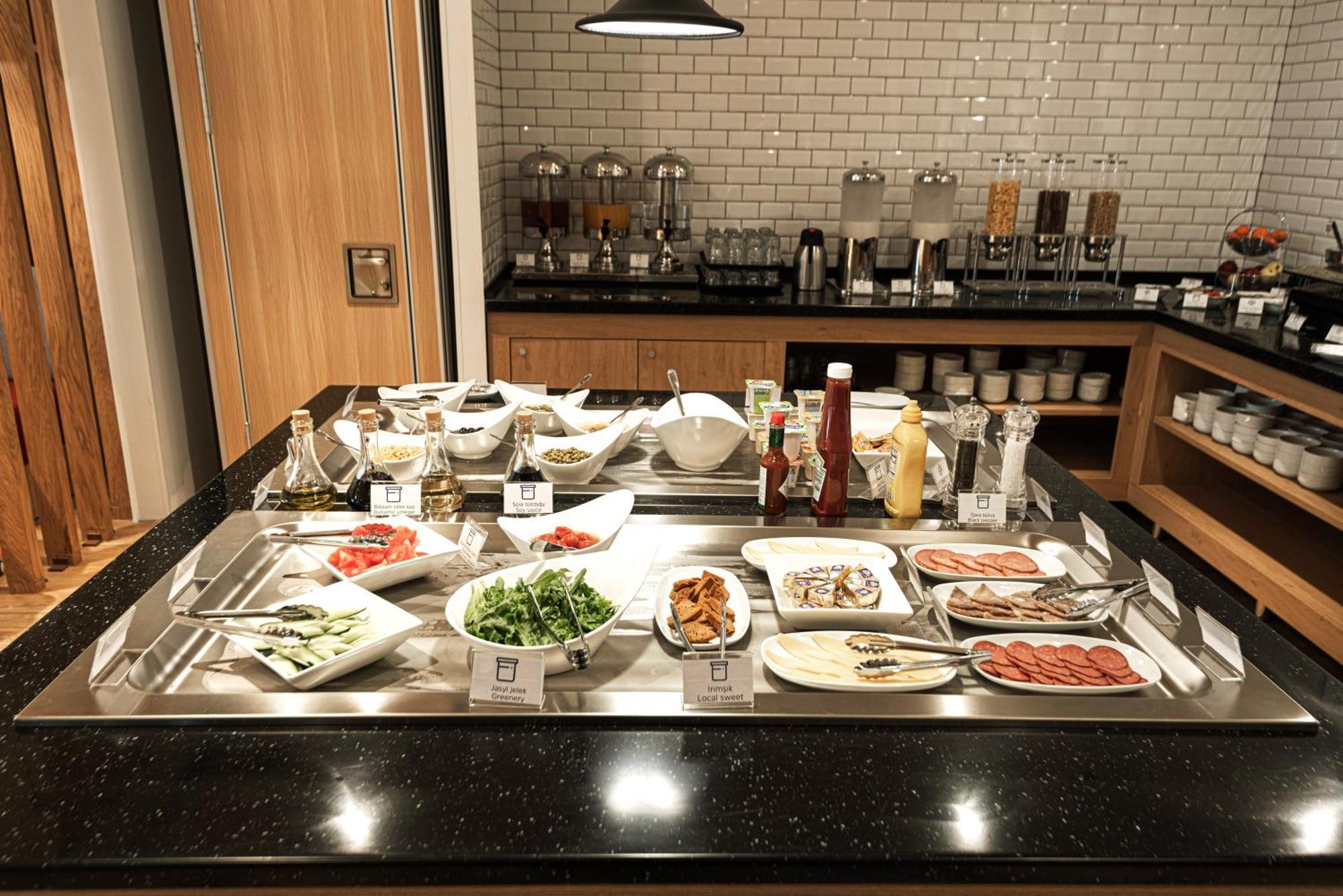 Holiday Inn Express - Astana - Turan By Ihg エクステリア 写真